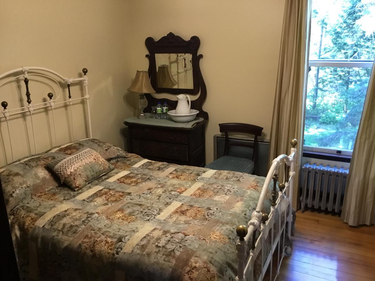 Auberge Taylor Manor サンジョルジュ エクステリア 写真